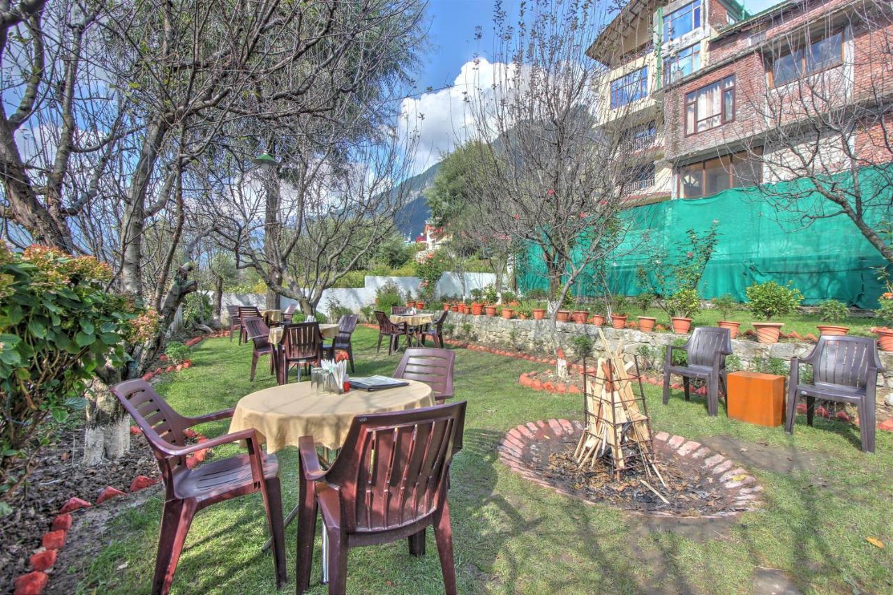 Hotel Mountain Face By Snow City Hotels Manāli Exterior foto
